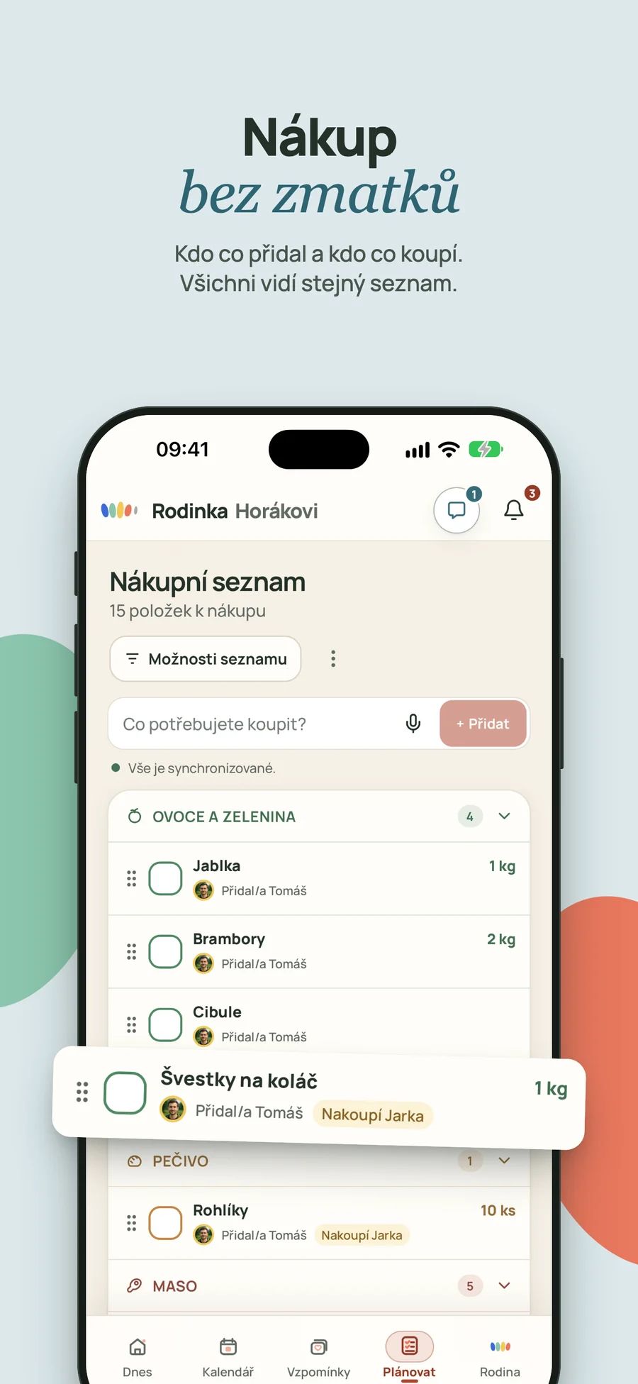 Sdílený nákupní seznam v Rodince s položkami v kategoriích, množstvím a tím, kdo je přidal a kdo je nakoupí